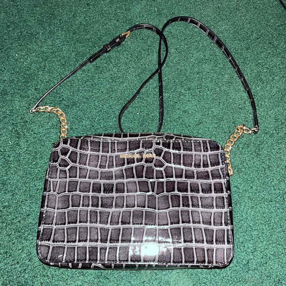 alligator small micheal kors cross body